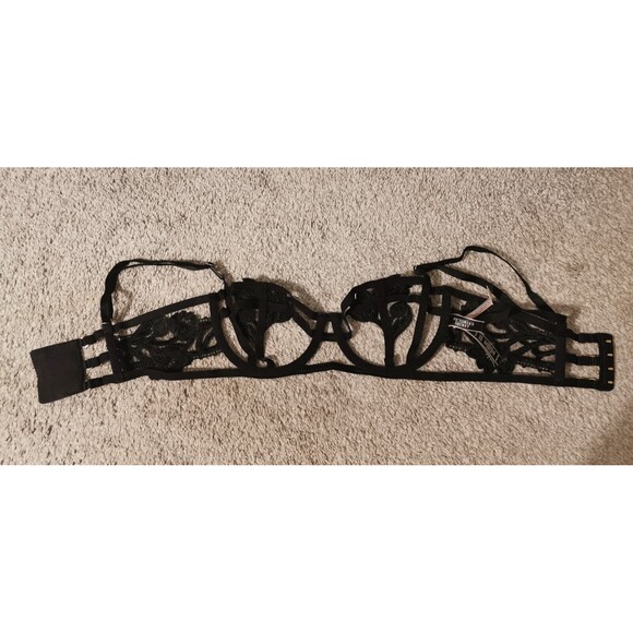 NWT Victoria's Secret Very Sexy Black Bra 34 C Floral New Hollow Out Lingerie - Picture 4 of 10